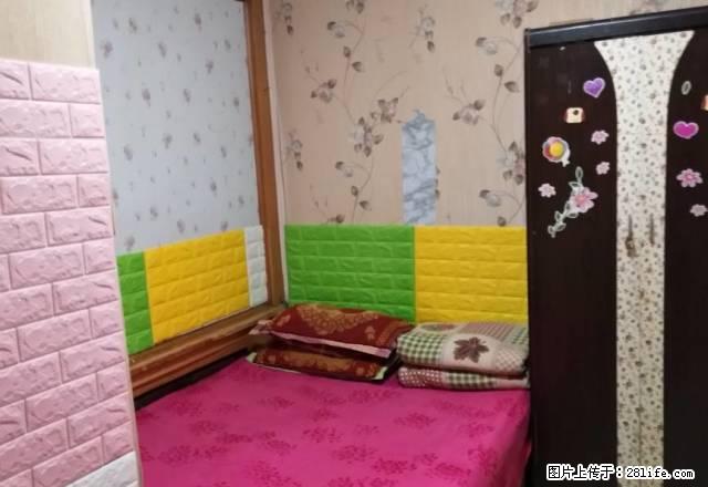 照片实拍车站恒客隆旁边精装修电脑间出租包水电费取暖费 - 房屋出租 - 房屋租售 - 四平分类信息 - 四平28生活网 sp.28life.net