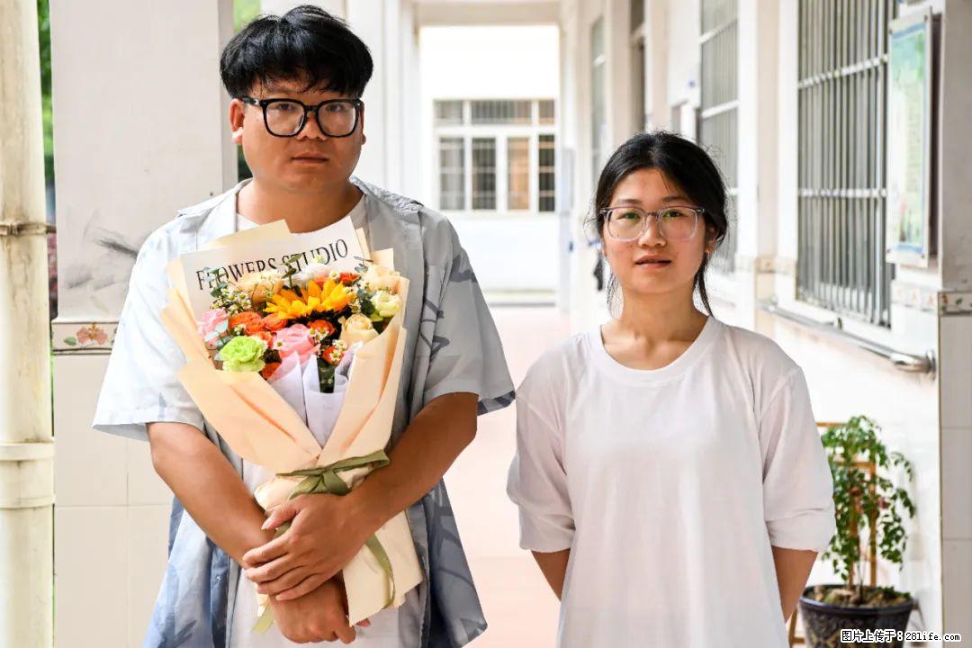 全网追的“扁担女孩”，找了一份暑假工，时薪12元 - 四平生活资讯 - 四平28生活网 sp.28life.net